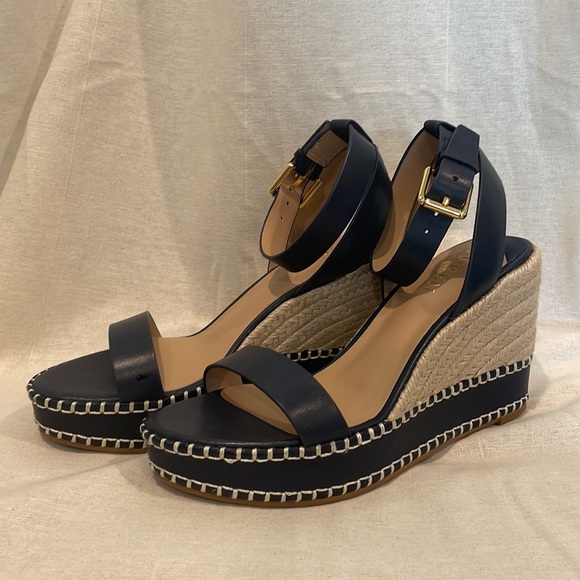 Lauren Ralph Lauren navy wedges - Picture 2 of 8